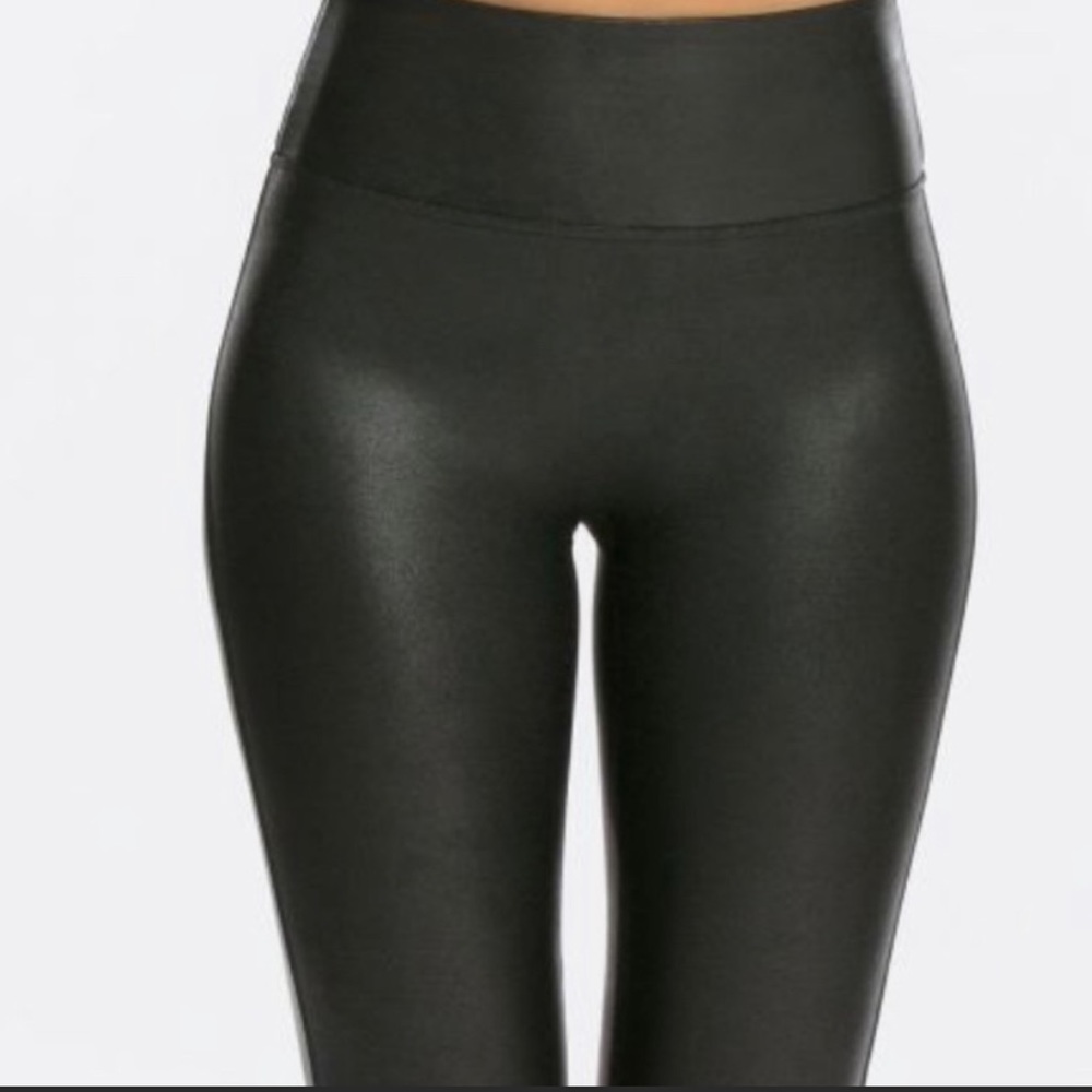 SPANX FAUX LEATHER LEGGING